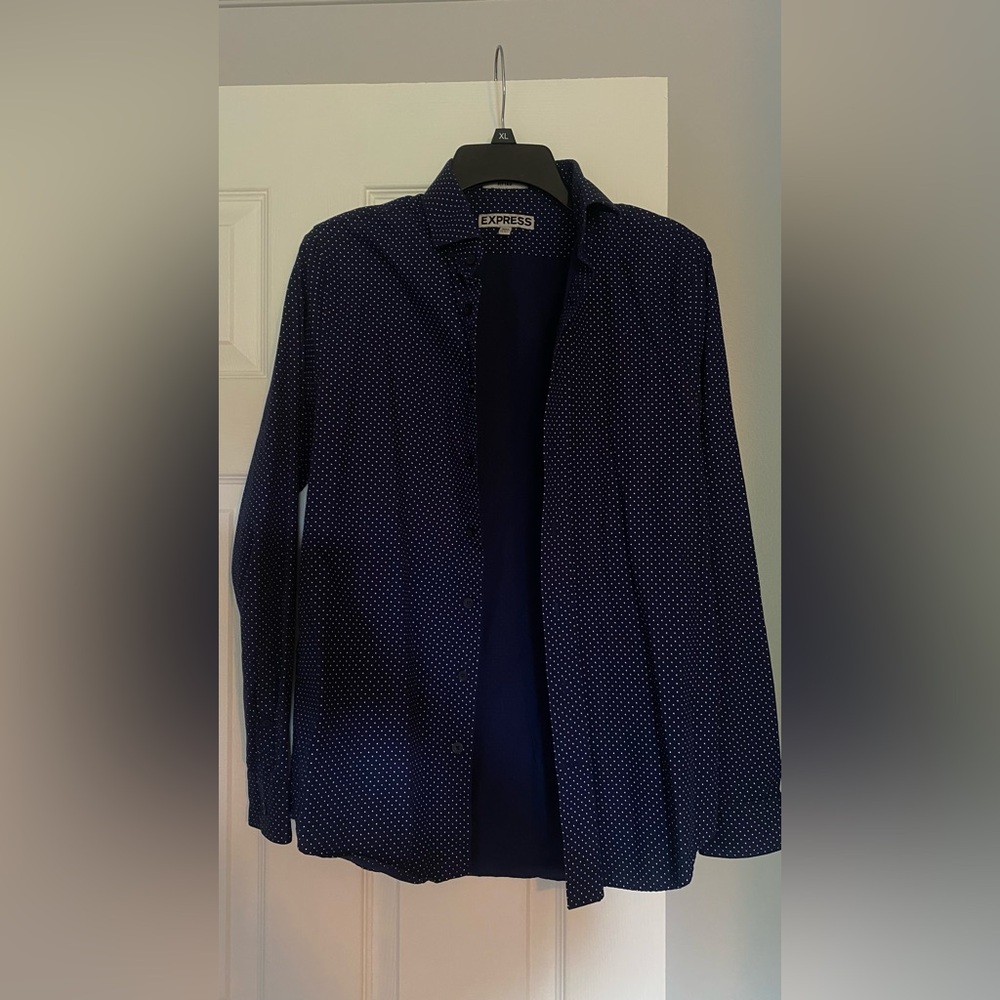 Express Men’s Navy fitted Button Down Small